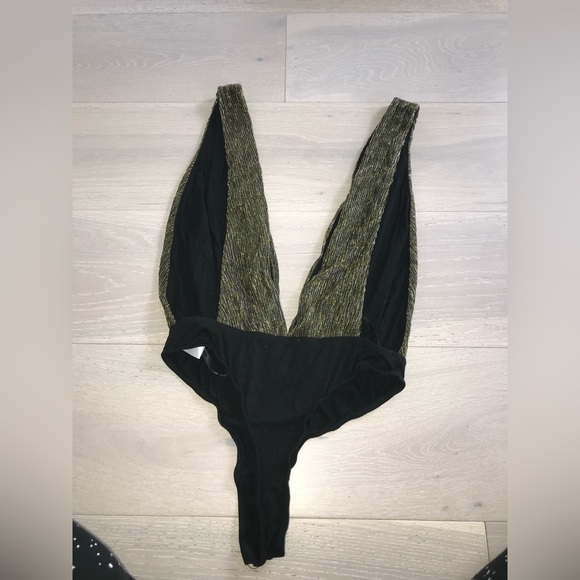 Superdown | Niko Deep V Bodysuit | XS - Picture 8 of 9
